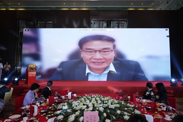 爱康健副董事长谢昔耀