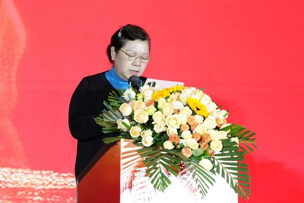 爱康健口腔董事邱淑贤