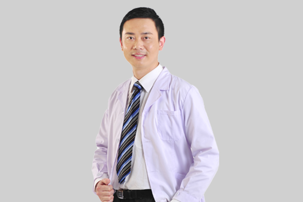 深圳牙齒矯正推薦李高華主任